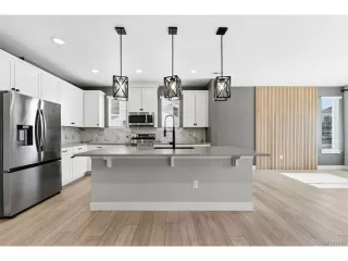 Photo #4: 7153743 Listing