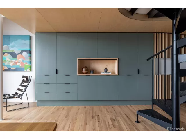 MLS: 7156496 Condo For Sale