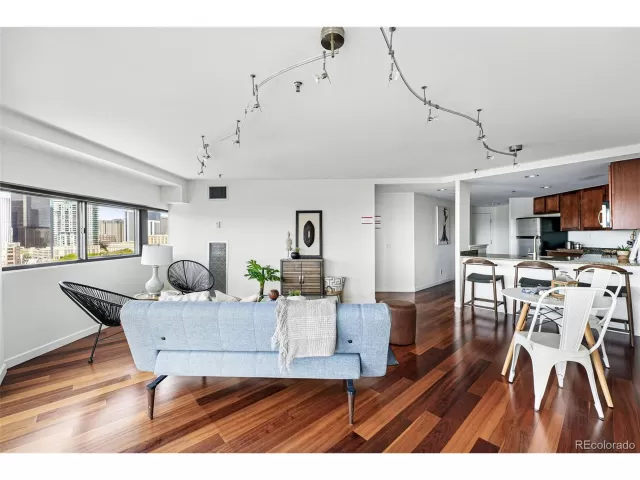 MLS: 7159098 Condo For Sale