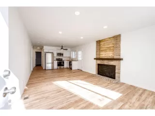 Photo #5: 7159238 Listing 