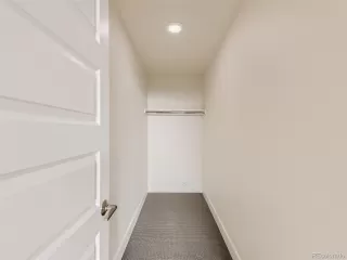 Photo #4: 7163971 Listing 