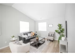 Photo #5: 7169288 Listing