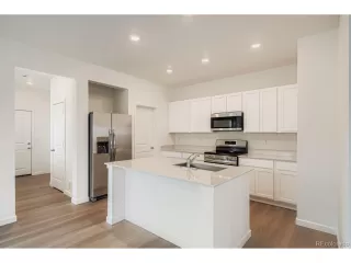 Photo #2: 7171990 Listing 