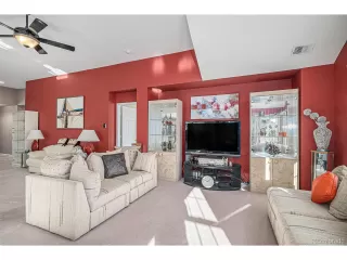 Photo #6: 7176296 Listing 