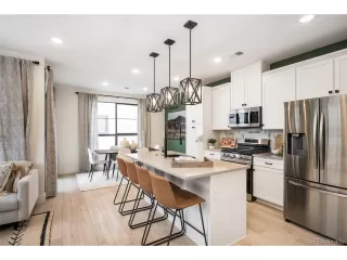 Photo #3: 7176641 Listing