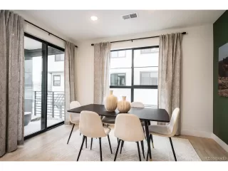 Photo #6: 7176641 Listing