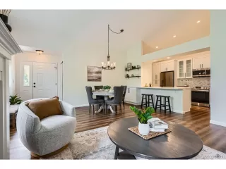 Photo #6: 7179617 Listing 