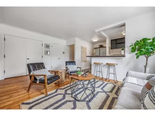 Photo #4: 7181793 Listing 
