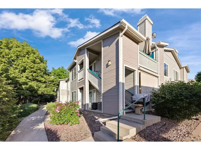 MLS: 7182433 Condo For Sale