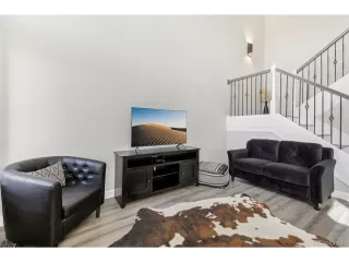 Photo #6: 7183339 Listing