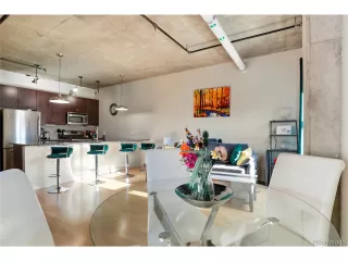 Photo #2: 7184351 Listing