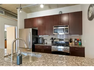 Photo #6: 7184351 Listing