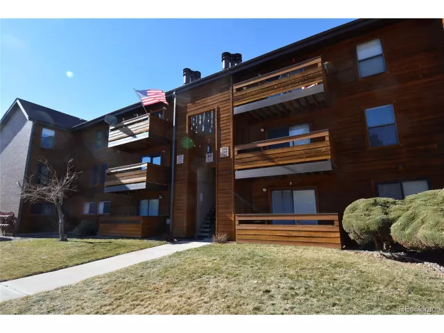 MLS: 7186290 Condo For Sale