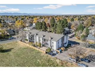 Photo #3: 7190011 Listing