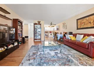 Photo #3: 7190789 Listing