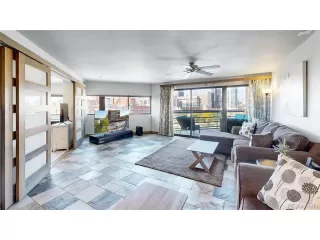 Photo #5: 7190891 Listing