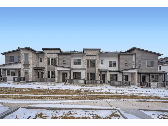 MLS: 7195569 Condo For Sale