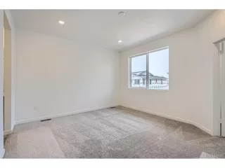 Photo #5: 7195569 Listing