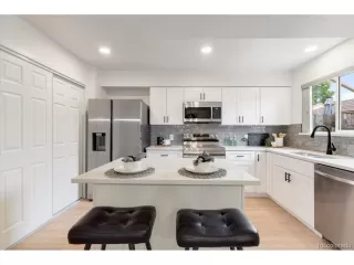 Photo #4: 7197006 Listing