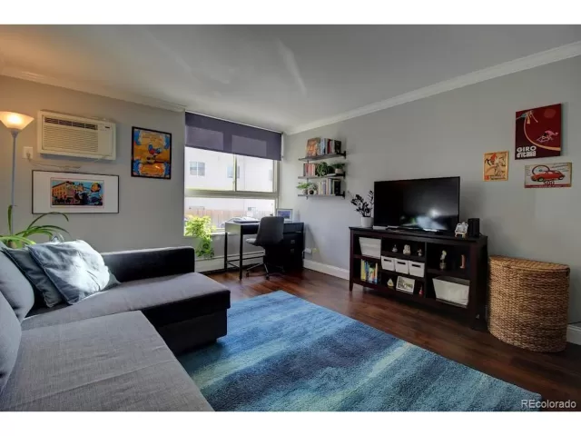 MLS: 7199502 Condo For Sale