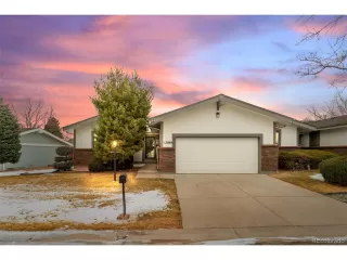 More Details about MLS # 7204798 : 12080 E MAPLE AVE AURORA CO 80012