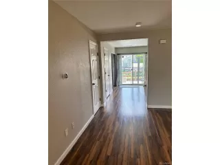 Photo #5: 7205597 Listing