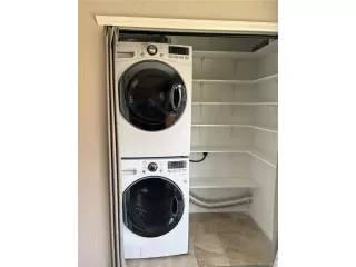 Photo #6: 7205597 Listing