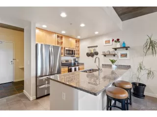 Photo #6: 7206115 Listing