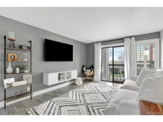 Photo #5: 7207931 Listing