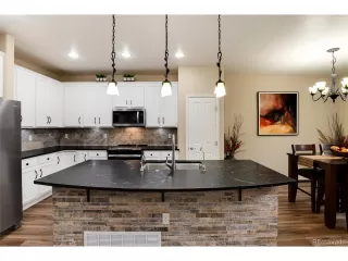 Photo #6: 7210825 Listing