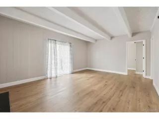 Photo #6: 7212129 Listing 