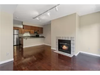 Photo #4: 7212227 Listing