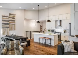 Photo #4: 7212677 Listing 