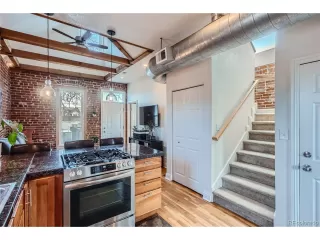 Photo #3: 7215273 Listing