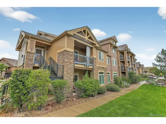 MLS: 7215334 Condo For Sale