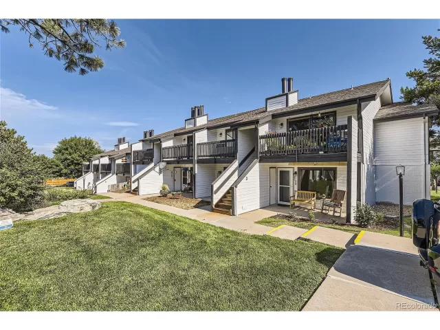 MLS: 7215499 Condo For Sale