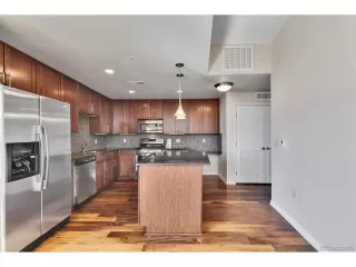 Photo #4: 7215566 Listing