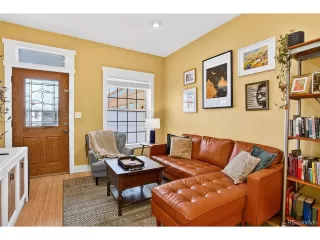 Photo #2: 7219617 Listing