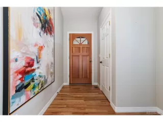 Photo #2: 7220991 Listing