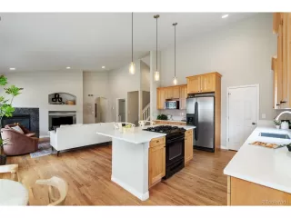 Photo #6: 7220991 Listing