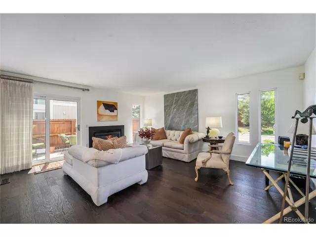 MLS: 7221042 Condo For Sale