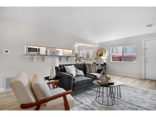 Photo #5: 7225948 Listing 