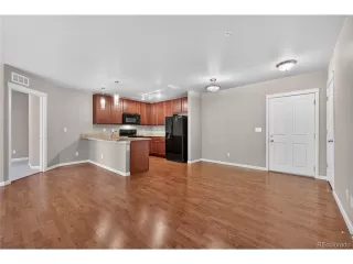 Photo #5: 7229056 Listing