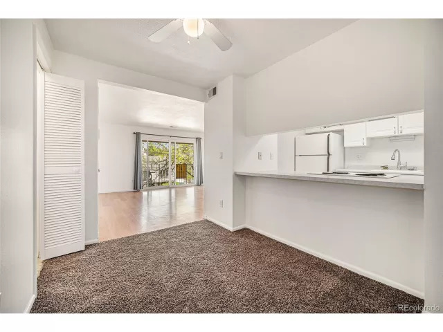 MLS: 7229569 Condo For Sale