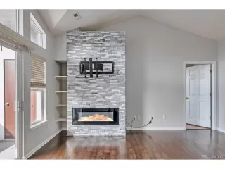 Photo #5: 7231896 Listing