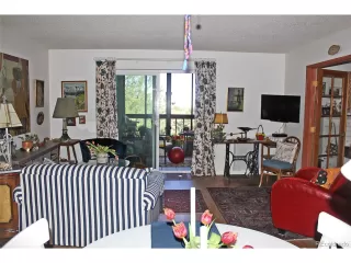 Photo #2: 7234500 Listing