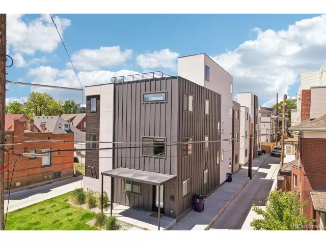 MLS: 7236051 Condo For Sale