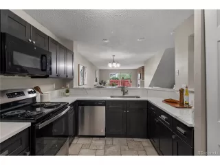 Photo #4: 7242991 Listing