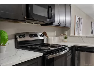 Photo #6: 7242991 Listing