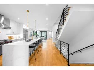 Photo #3: 7246541 Listing